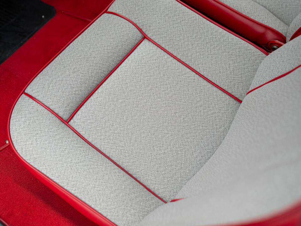 Immagine 36/50 di Alfa Romeo Giulia Sprint Speciale (1964)