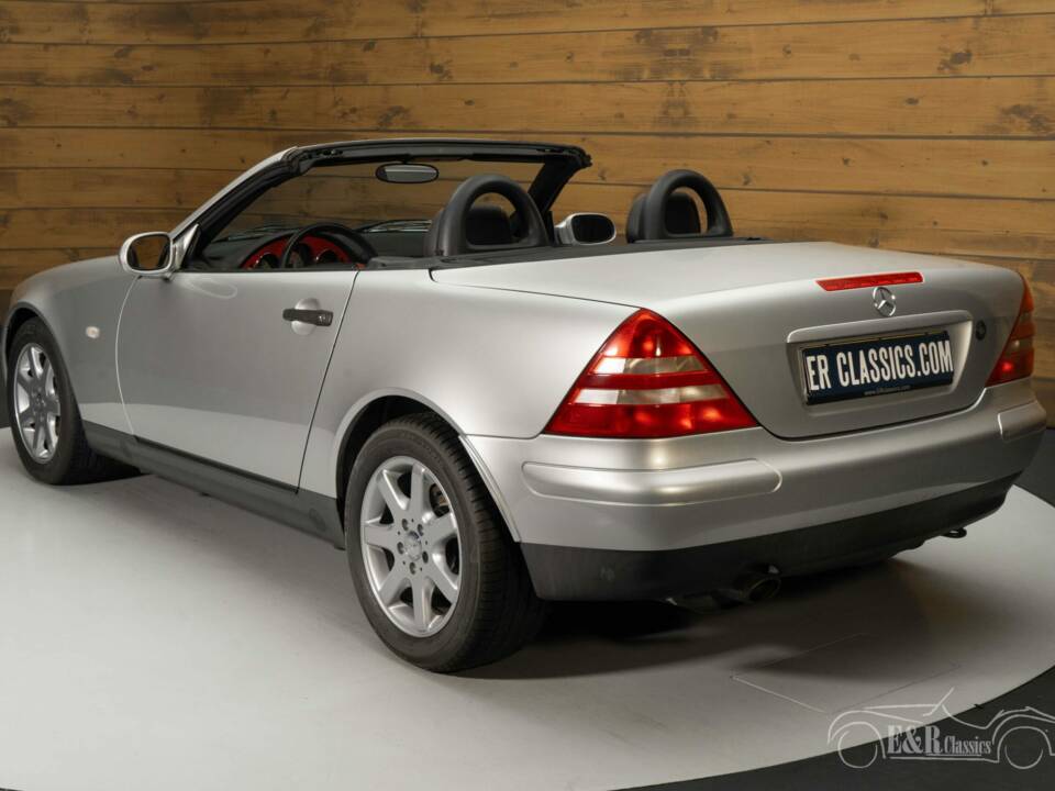 Bild 6/8 von Mercedes-Benz SLK 230 Kompressor (1999)