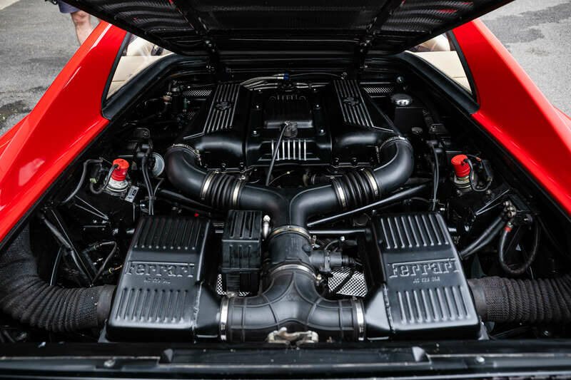 Immagine 3/29 di Ferrari F 355 Berlinetta (1998)