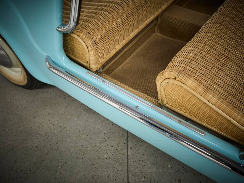 Image 33/48 of FIAT 600 Ghia "Jolly" (1963)