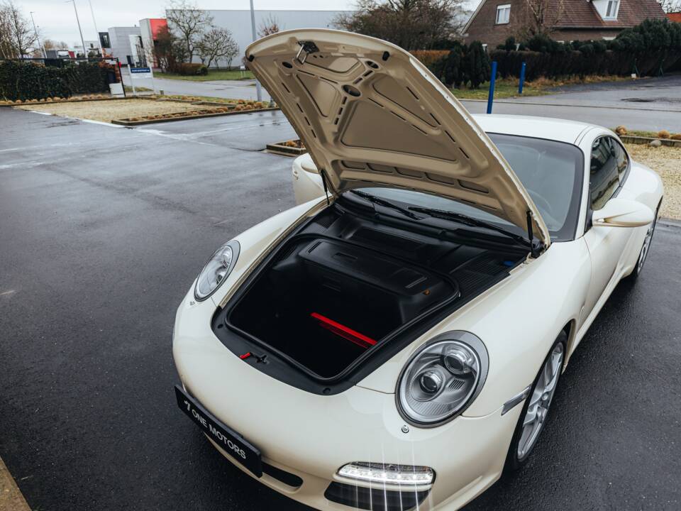 Afbeelding 52/53 van Porsche 911 Carrera S (2010)