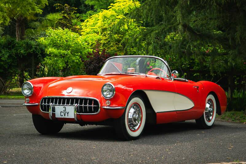 Image 1/34 of Chevrolet Corvette (1957)