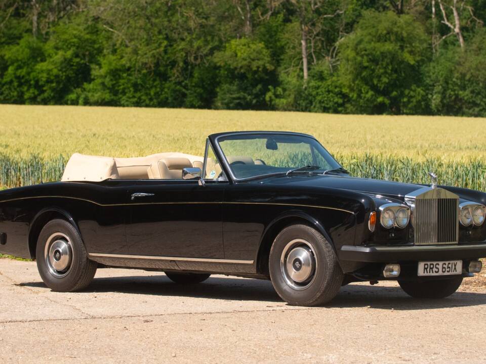 Immagine 1/46 di Rolls-Royce Corniche I (1981)