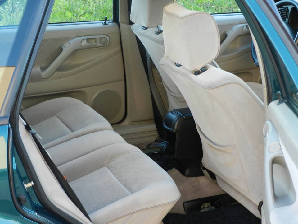 Bild 26/40 von Volkswagen Passat 2.0 (1995)