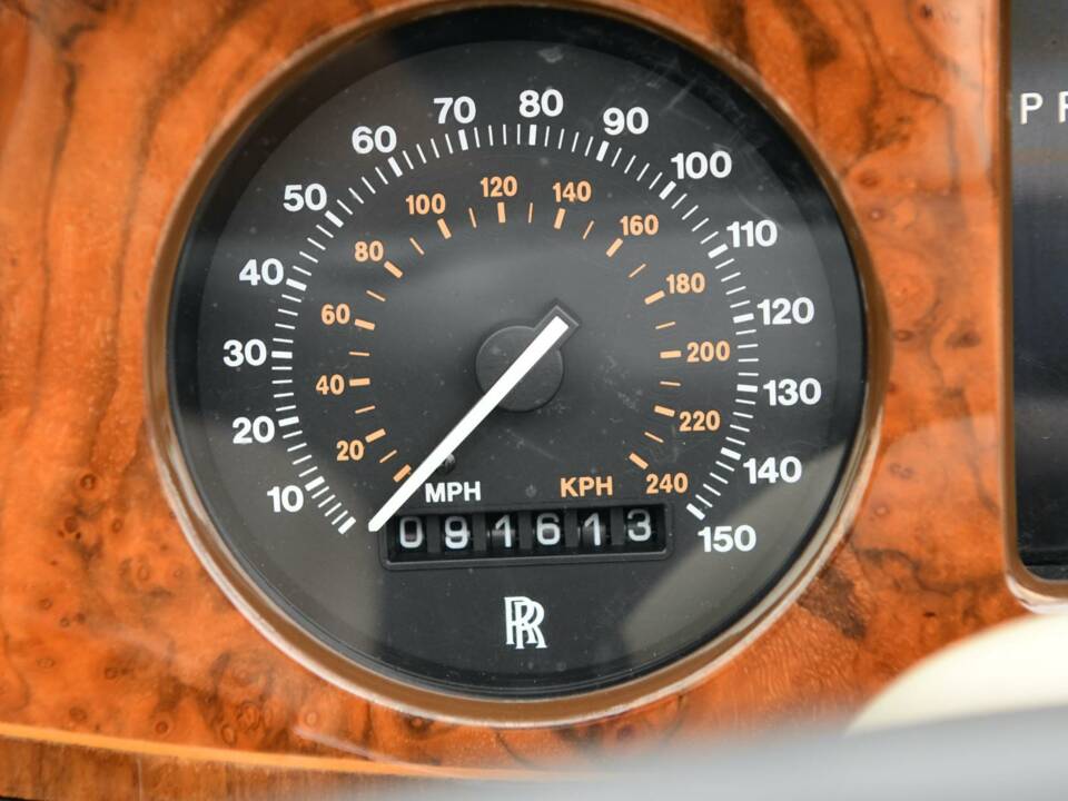 Image 34/50 of Rolls-Royce Corniche S (1995)