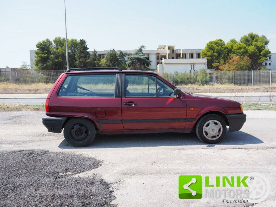 Image 3/10 of Volkswagen Polo II Coupe 1.0 (1993)