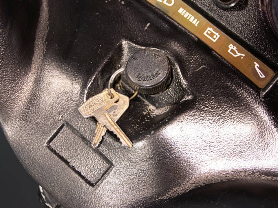 Bild 45/50 von Moto Guzzi DUMMY (1984)