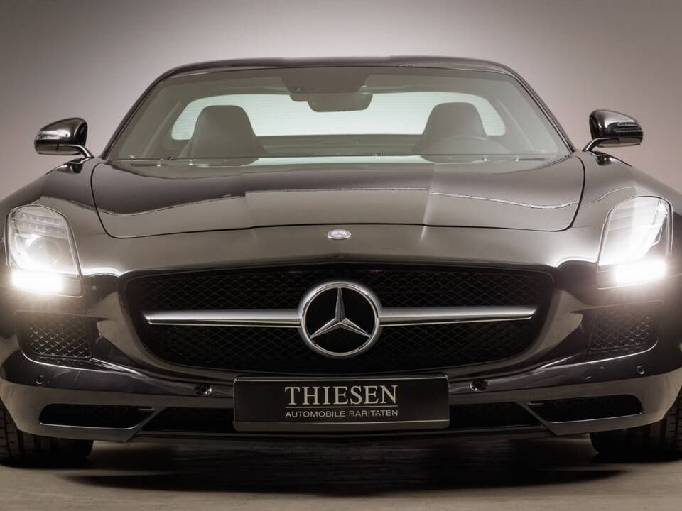 Bild 3/34 von Mercedes-Benz SLS AMG (2013)