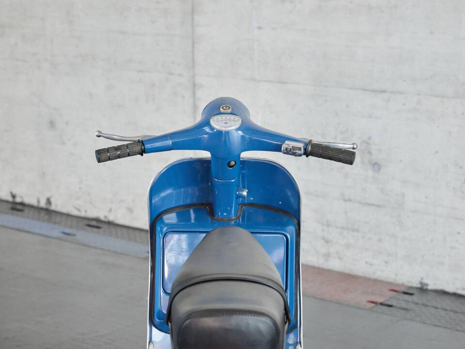 Obraz 27/30 pojazdu Piaggio Vespa 125 Primavera ET3 (1977)
