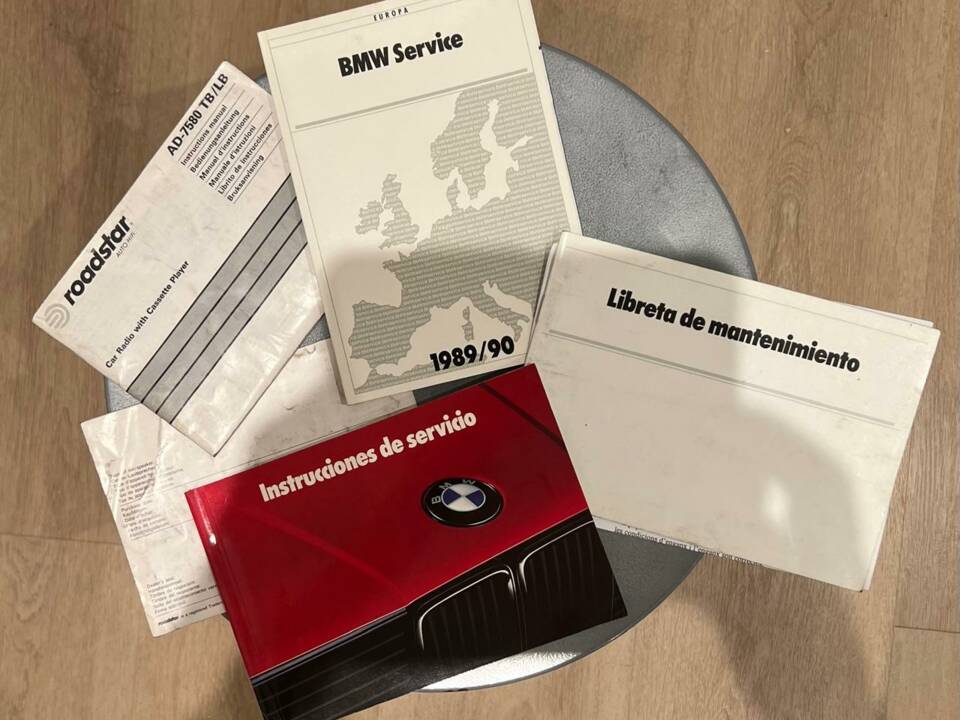 Bild 76/108 von BMW 325ix (1989)