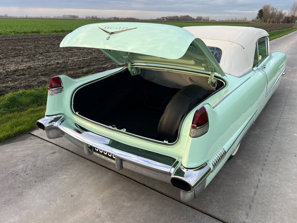 Image 78/83 of Cadillac 62 Convertible (1956)