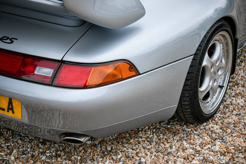 Immagine 48/50 di Porsche 911 Carrera RS (1995)