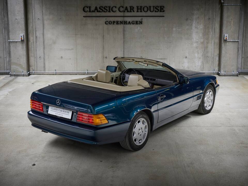 Image 7/100 de Mercedes-Benz SL 280 (1995)