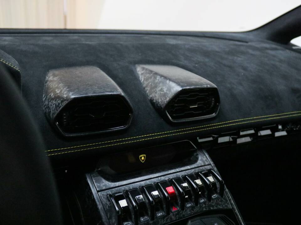 Bild 30/71 von Lamborghini Huracán Performante (2017)