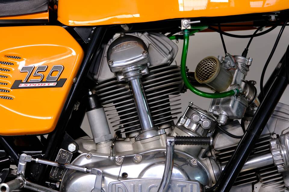 Afbeelding 6/96 van Ducati 750 Sport (1974)