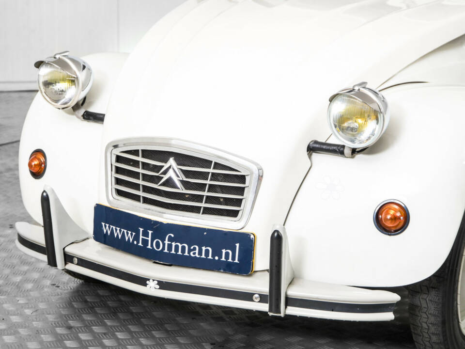 Image 18/50 de Citroën 2 CV 6 (1987)