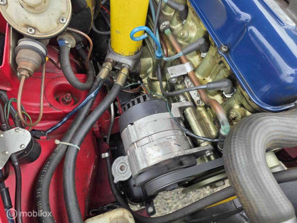 Image 36/44 of MG MGC (1969)