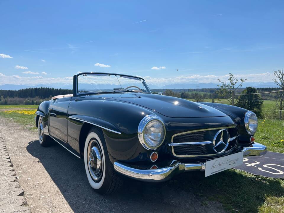 Image 3/53 of Mercedes-Benz 190 SL (1956)