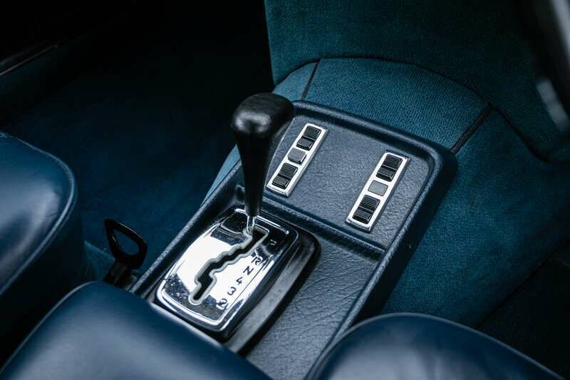 Image 21/32 of Mercedes-Benz 300 SEL 6.3 (1971)