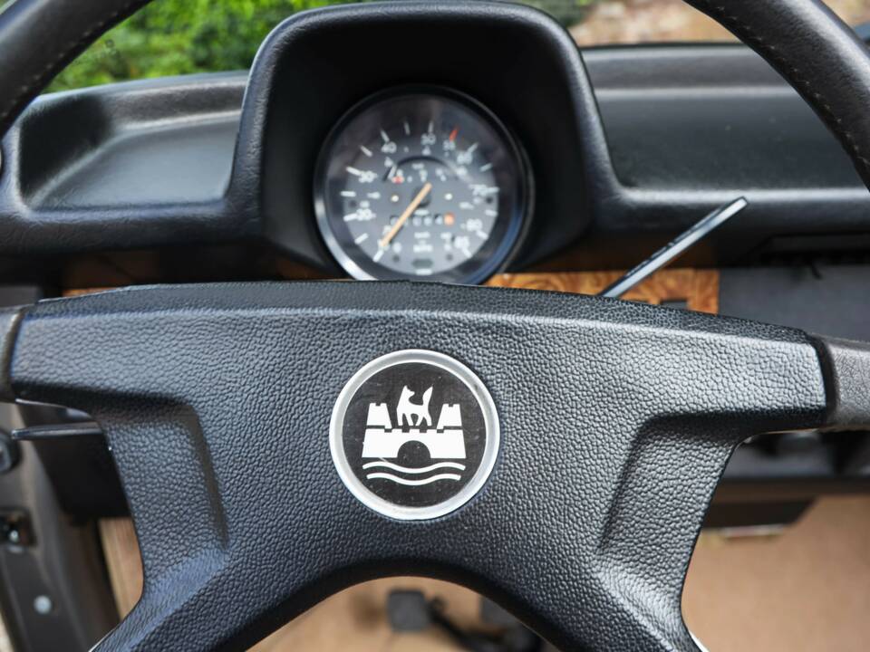 Image 43/50 of Volkswagen Beetle 1303 (1979)