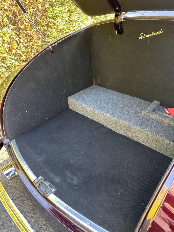 Bild 17/27 von Dodge Custom D 19 (1941)