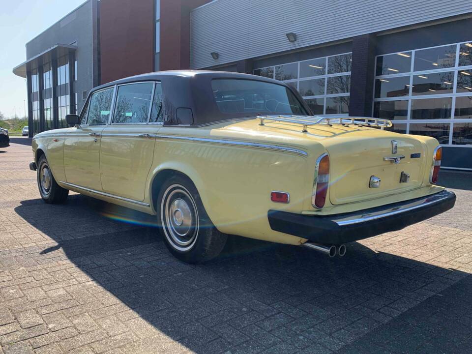 Image 5/8 of Rolls-Royce Silver Wraith II (1977)