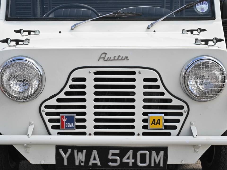 Immagine 48/50 di Mini Moke (1973)