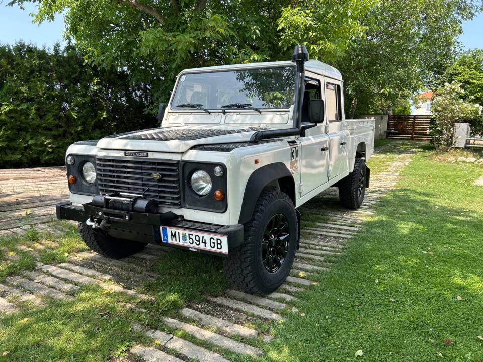 Bild 1/46 von Land Rover Defender 130 Double Cab (1998)