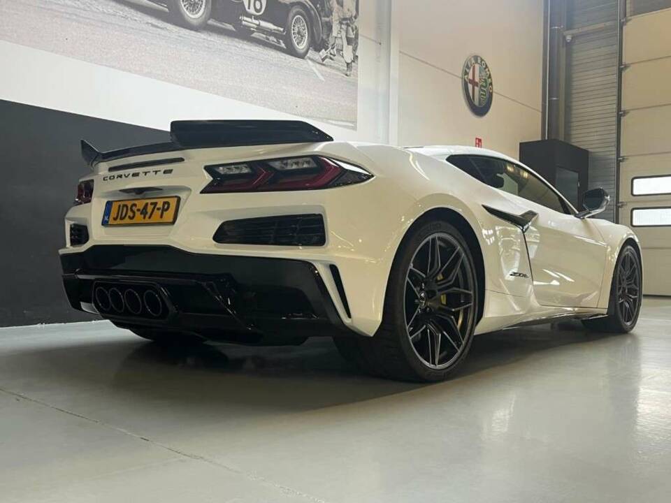 Image 37/50 of Chevrolet Corvette Z06 (2024)