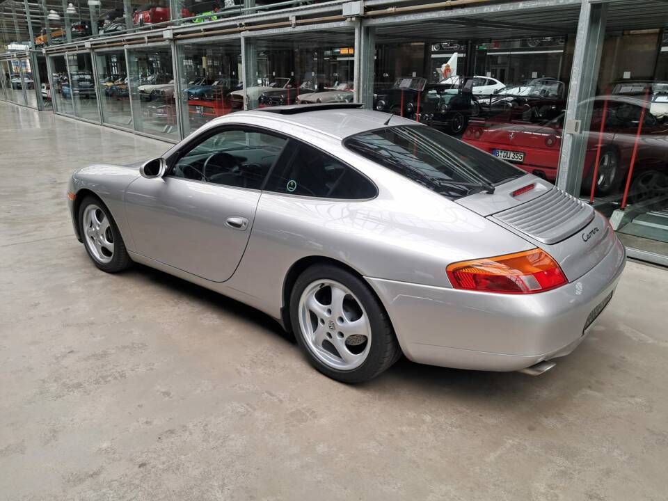 Immagine 8/33 di Porsche 911 Carrera (1996)