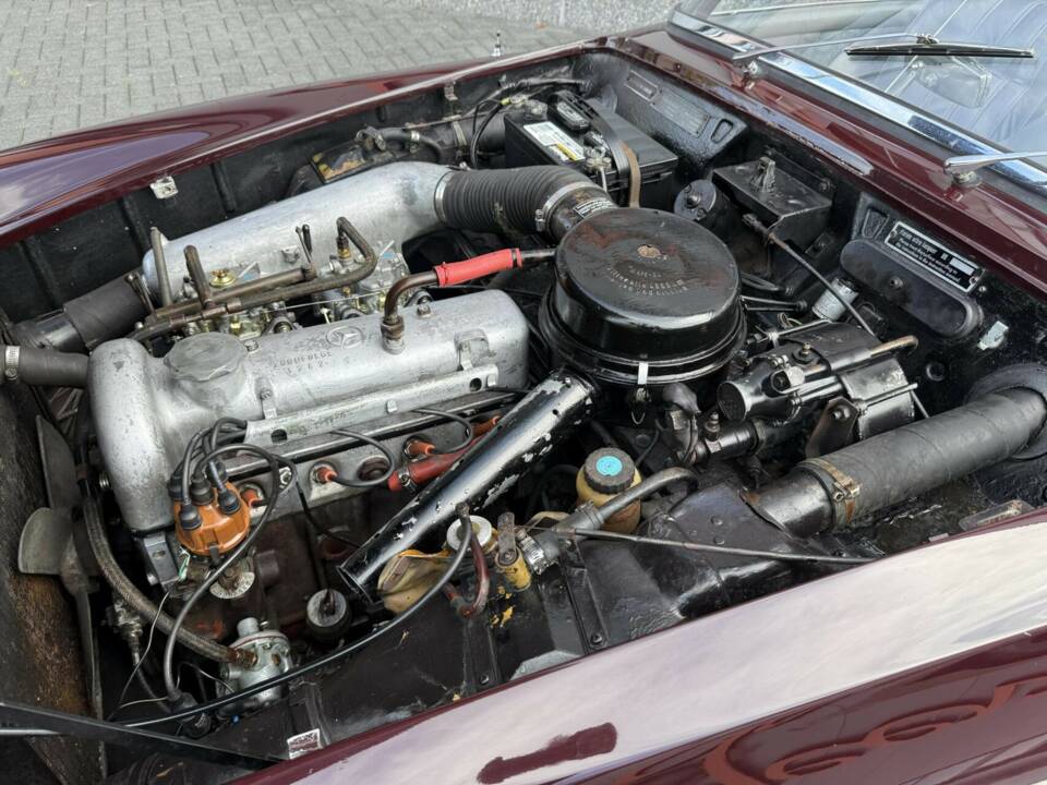 Image 34/50 de Mercedes-Benz 190 SL (1959)