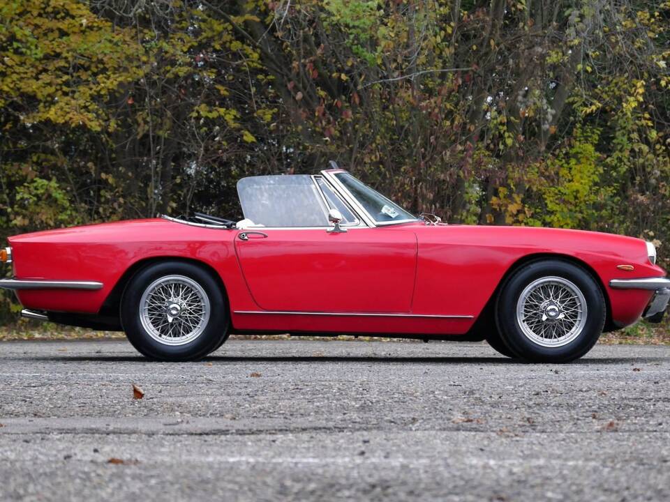 Image 20/23 of Maserati Mistral 3700 Spyder (1967)