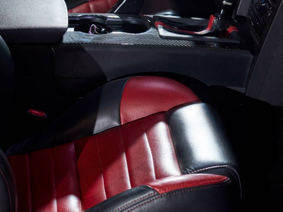 Image 52/68 of Ford Mustang GT (2005)