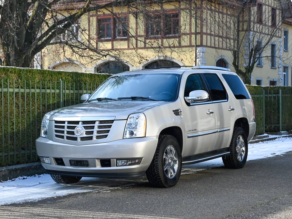 Immagine 1/16 di Cadillac Escalade (2012)