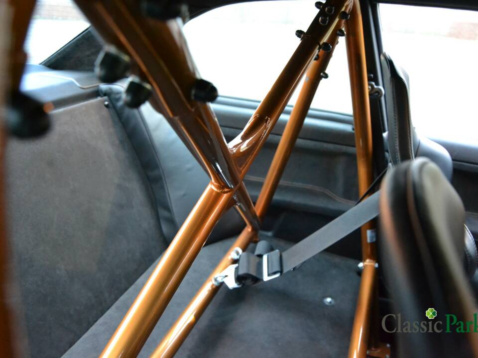 Image 23/50 of BMW 323i (1998)