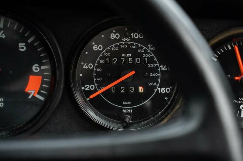 Bild 10/50 von Porsche 911 Carrera 3.2 (1989)
