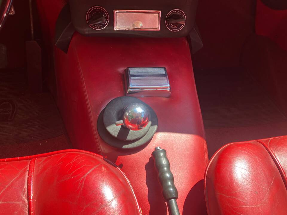 Immagine 7/32 di ISO Rivolta 300 (1966)