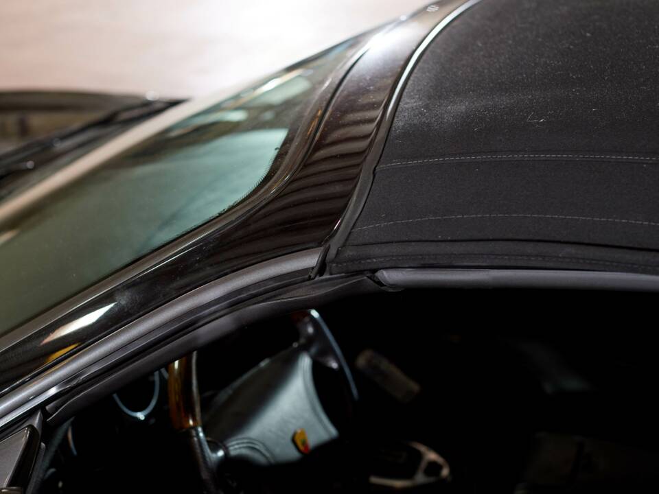 Bild 28/55 von Jaguar XKR (2000)