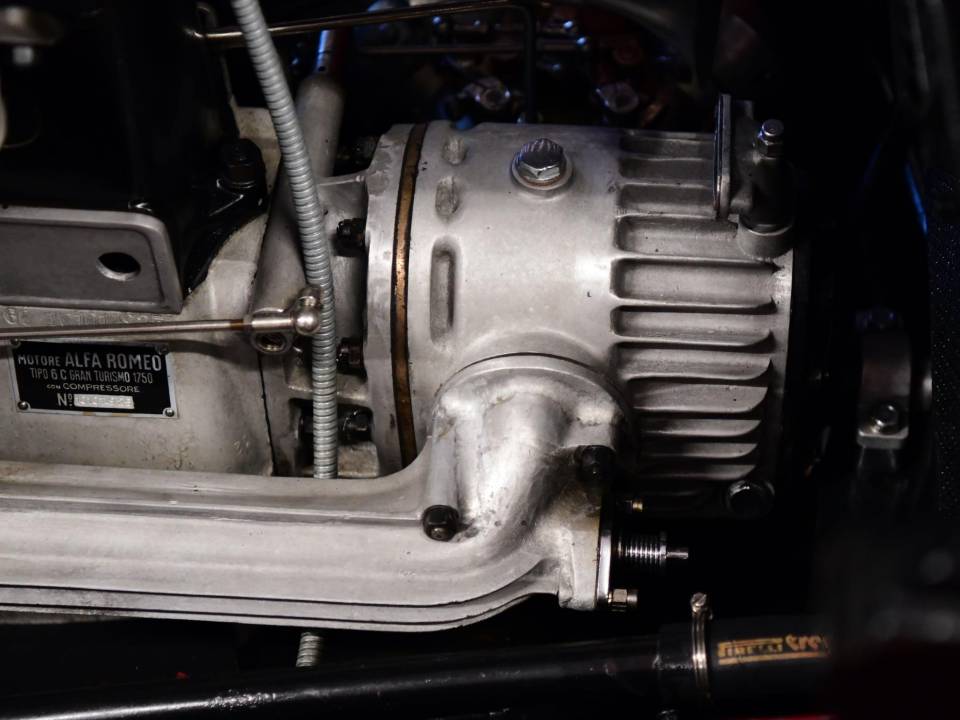 Image 11/37 of Alfa Romeo 6C 1750 Gran Turismo Compressore (1932)