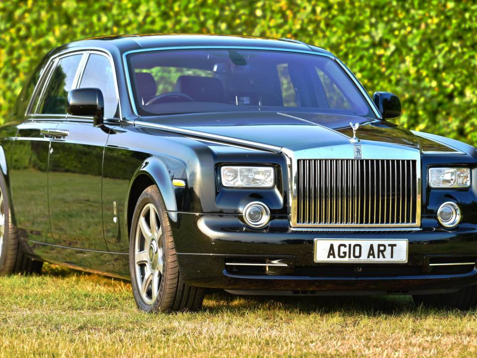 Image 2/50 de Rolls-Royce Phantom VII (2010)