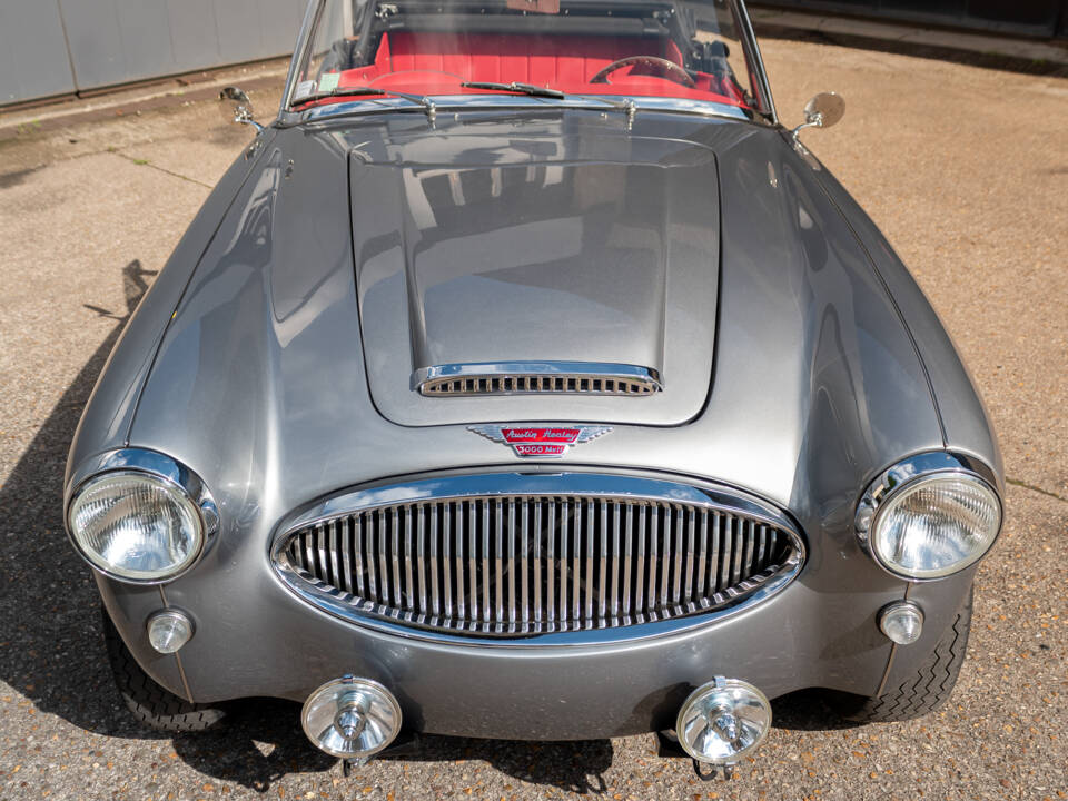 Immagine 3/16 di Austin-Healey 3000 Mk II (BJ7) (1963)