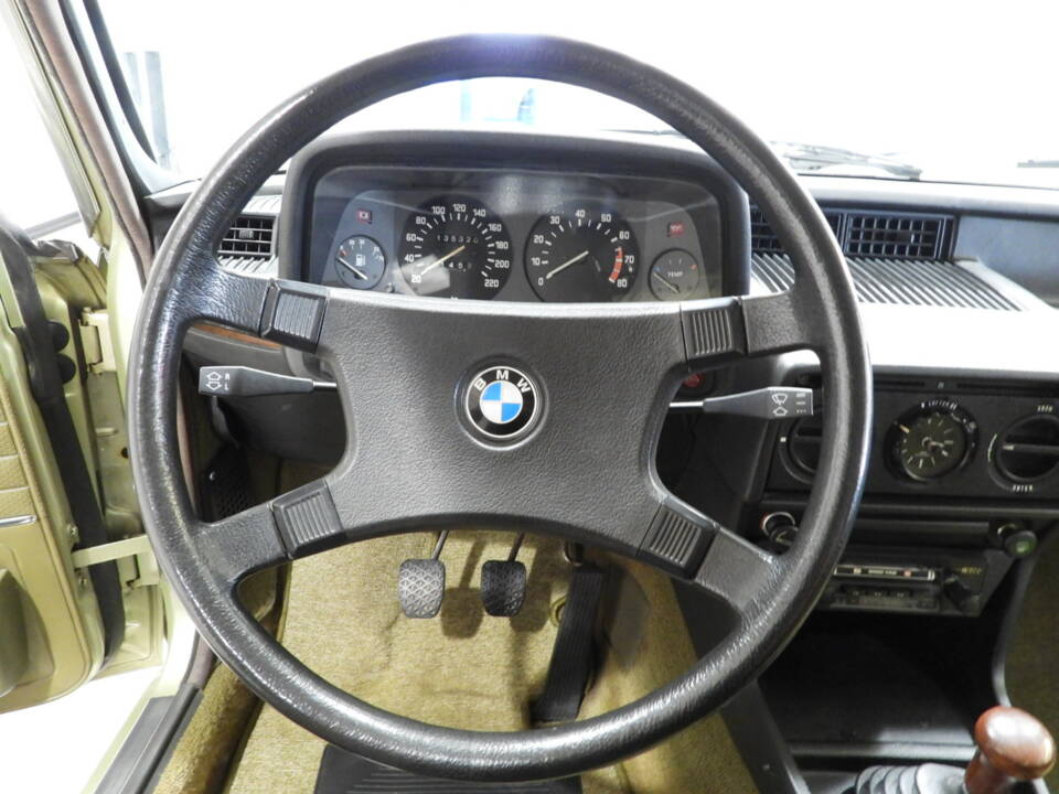 Image 7/15 of BMW 520&#x2F;6 (1979)