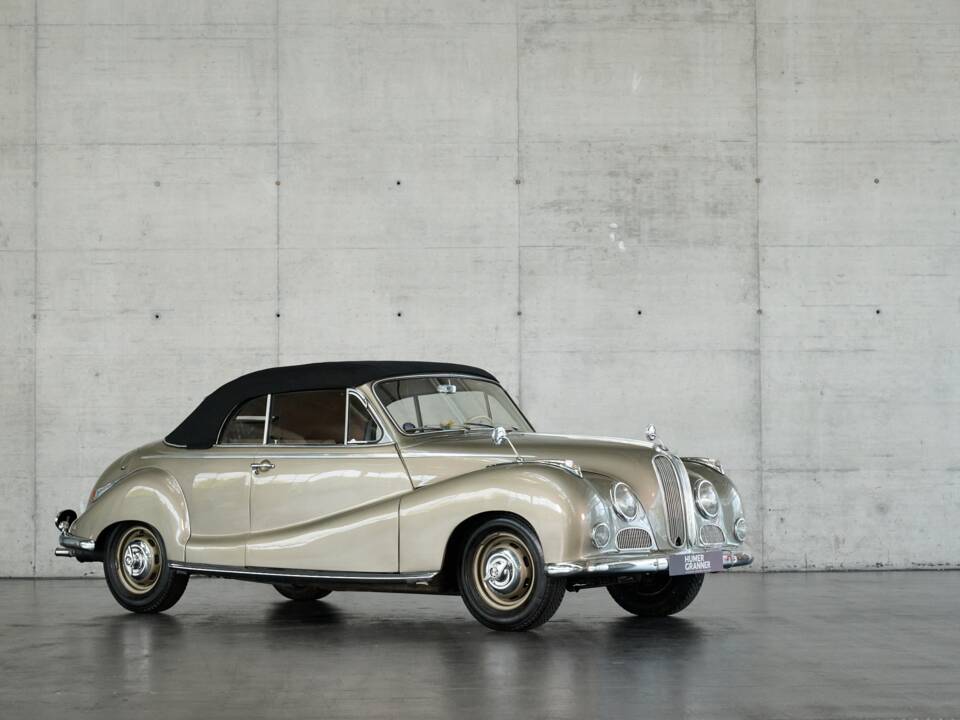 Immagine 23/50 di BMW 502 Baur (1955)