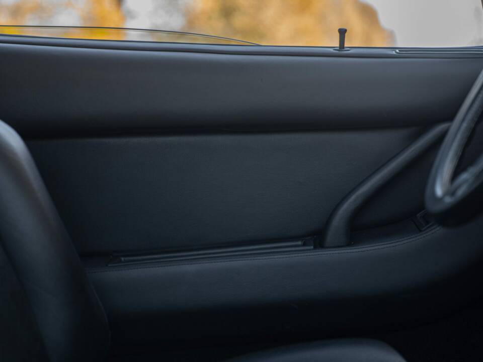 Image 38/50 of Ferrari Testarossa (1985)