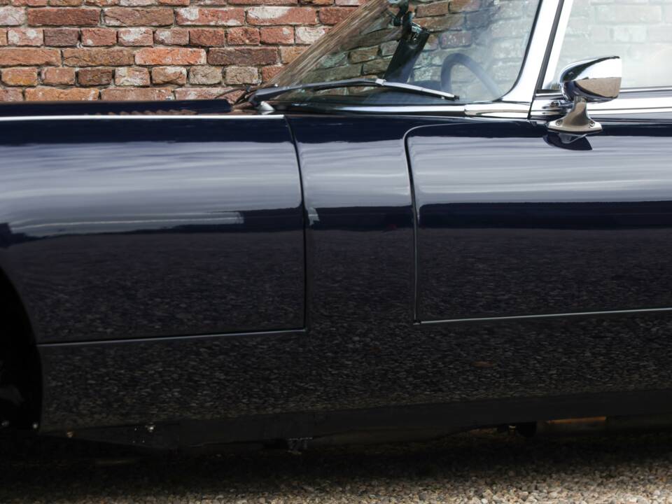 Obraz 46/50 pojazdu Jaguar E-Type V12 (1973)