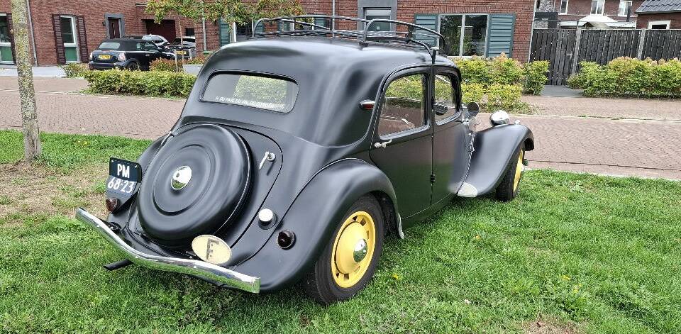 Image 4/7 of Citroën Traction Avant 11 B (1939)