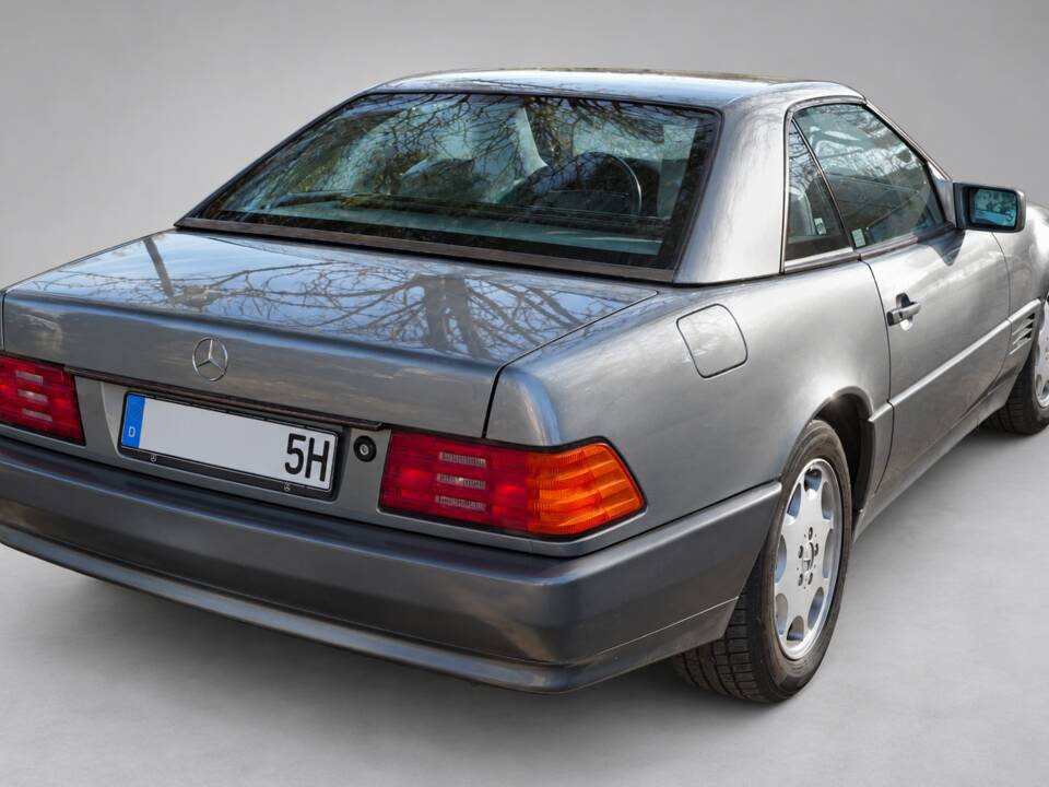 Image 4/18 de Mercedes-Benz 300 SL (1993)