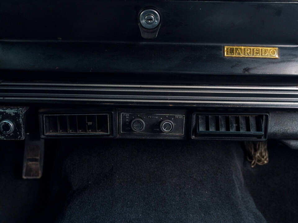 Image 21/26 of Jeep Cherokee Laredo (1980)