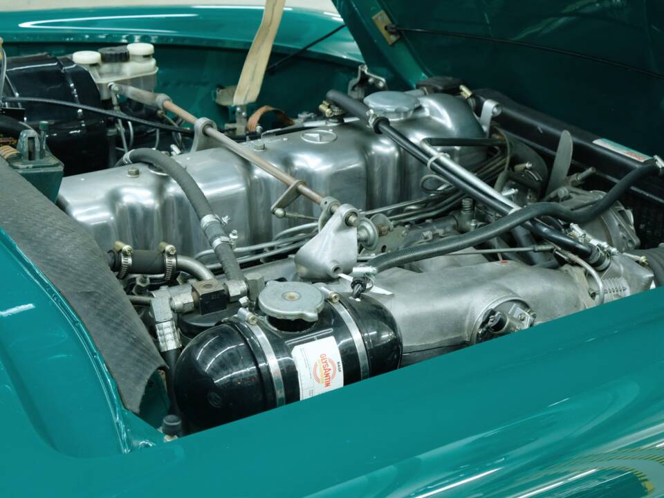 Image 47/50 de Mercedes-Benz 280 SL (1968)