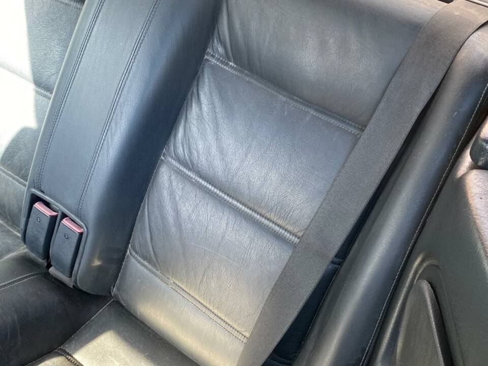 Bild 3/10 von BMW 325i (1990)